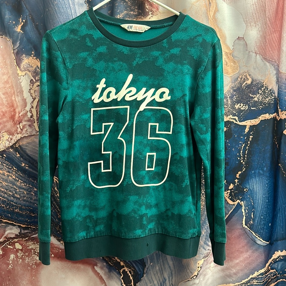 Graphic Crew neck sweater